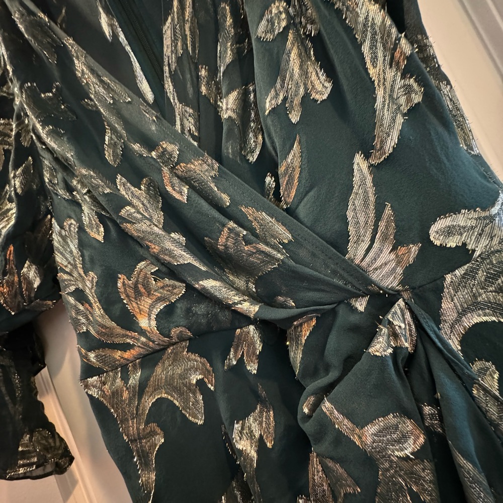 BCBG DRESS - Picture 3 of 3